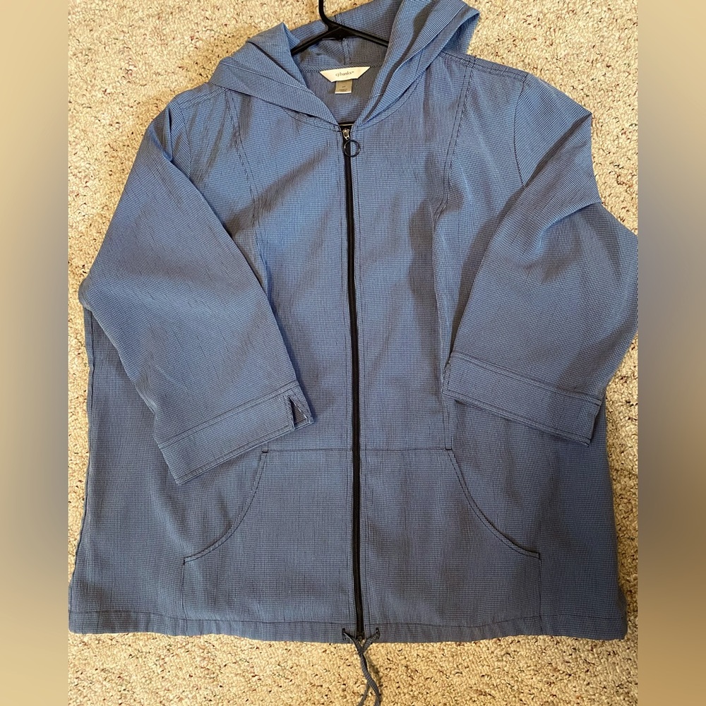 CJ Banks 2x Blue light weight jacket with 3/4 sleeves.